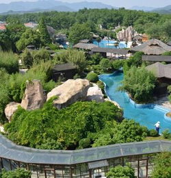 天堂温泉度假山庄