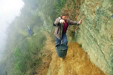 四川省53个县干旱171万人饮水困难 四川省53个县干旱171万人饮水困难