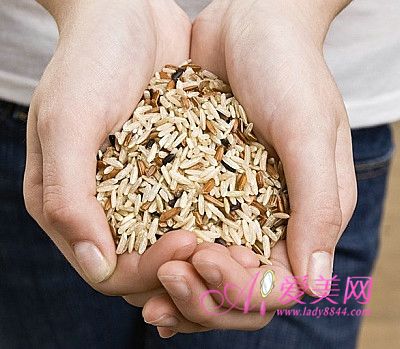 冬季喝粥防感冒 4款大米粥暖身防风寒 冬季喝粥防感冒 4款大米粥暖身防风寒